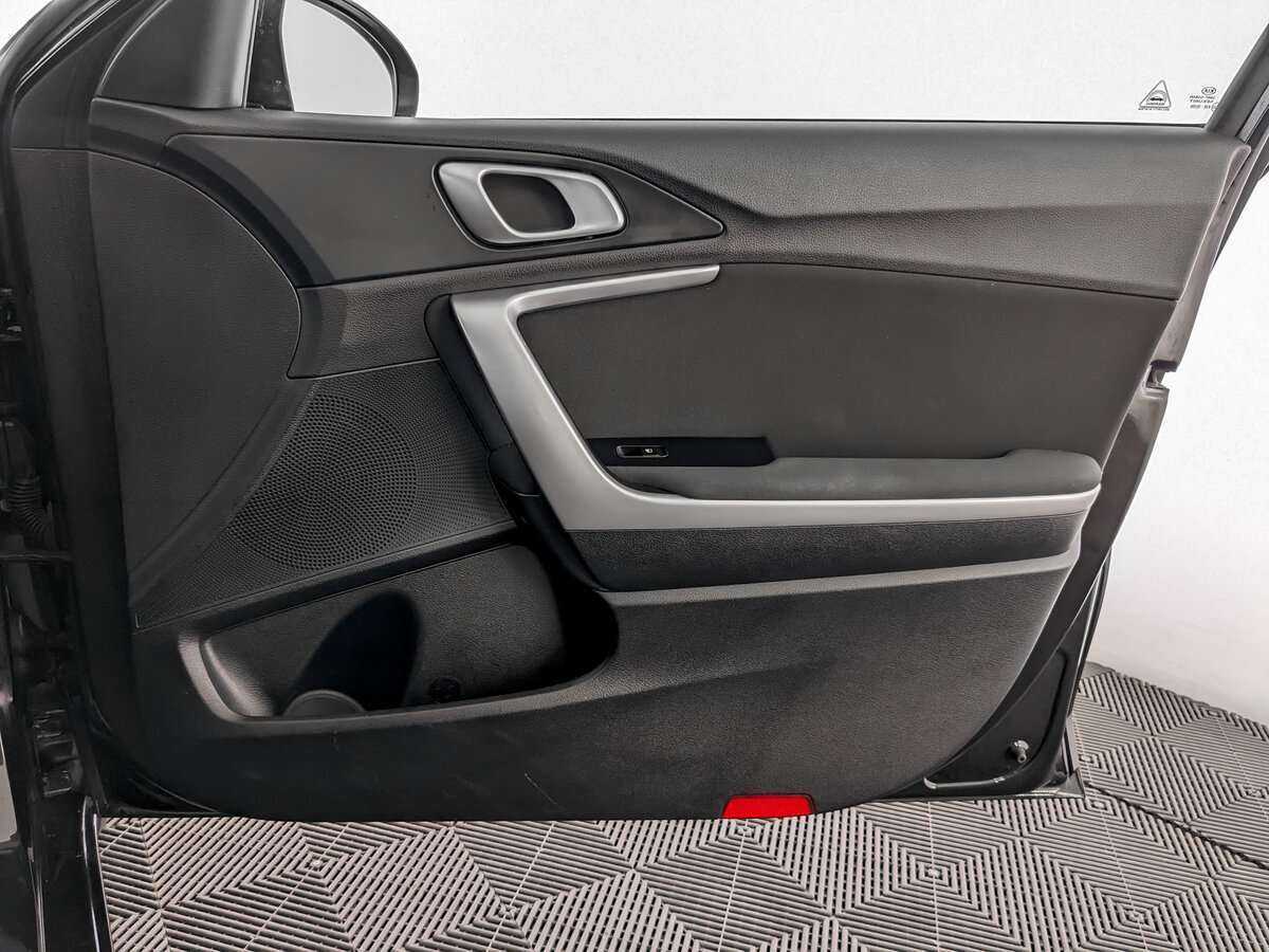 Купить Kia Ceed, 2020, 74 919 км.. Фото: #19