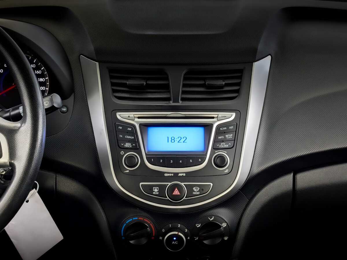 Купить Hyundai Solaris, 2012, 116 845 км.. Фото: #12