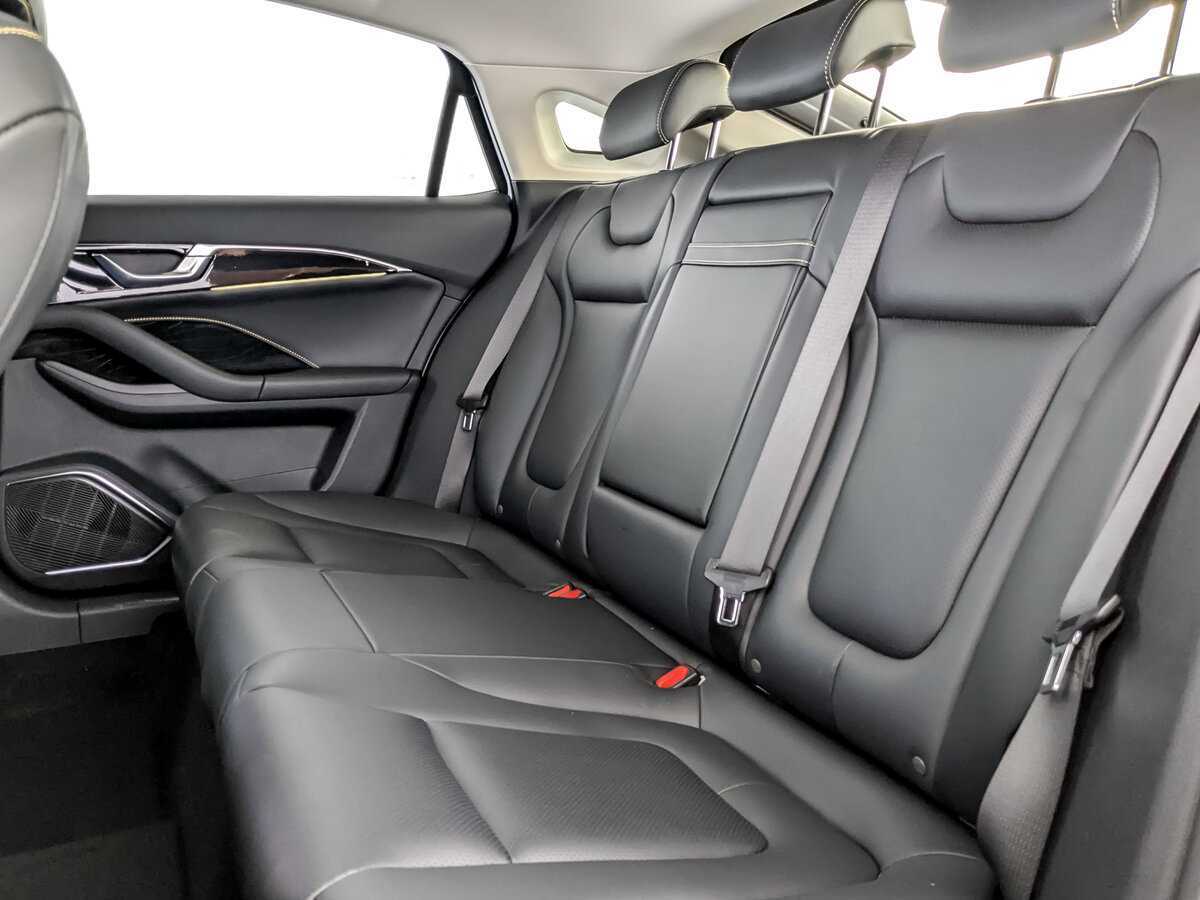 Купить FAW Bestune B70, 2023, 17 355 км.. Фото: #9