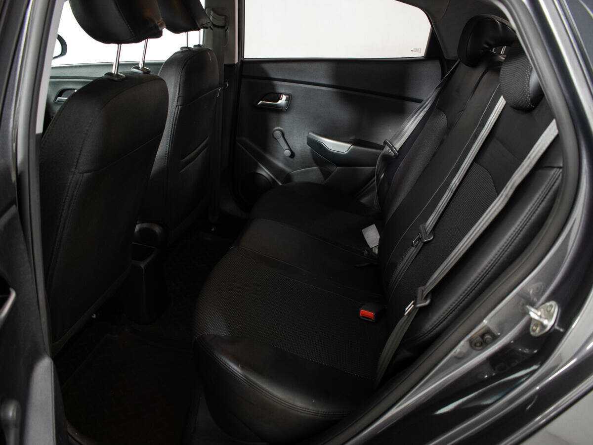 Купить Kia Rio, 2015, 133 135 км.. Фото: #7