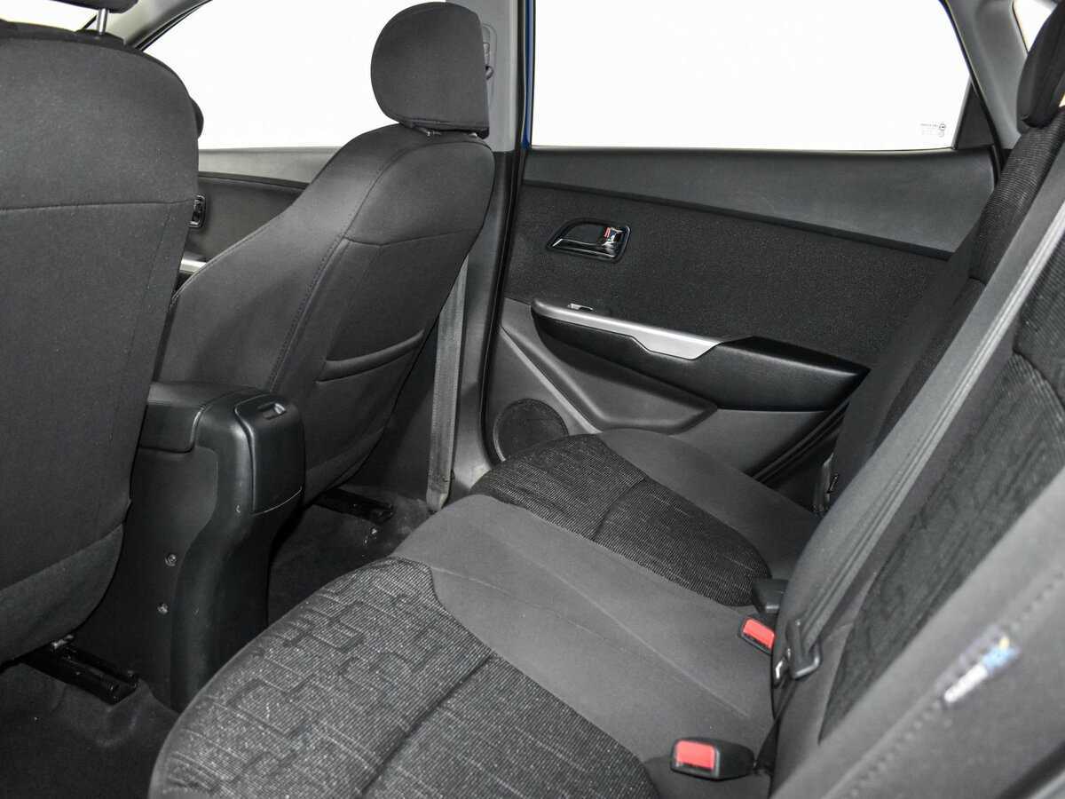 Купить Kia Rio, 2013, 163 554 км.. Фото: #10