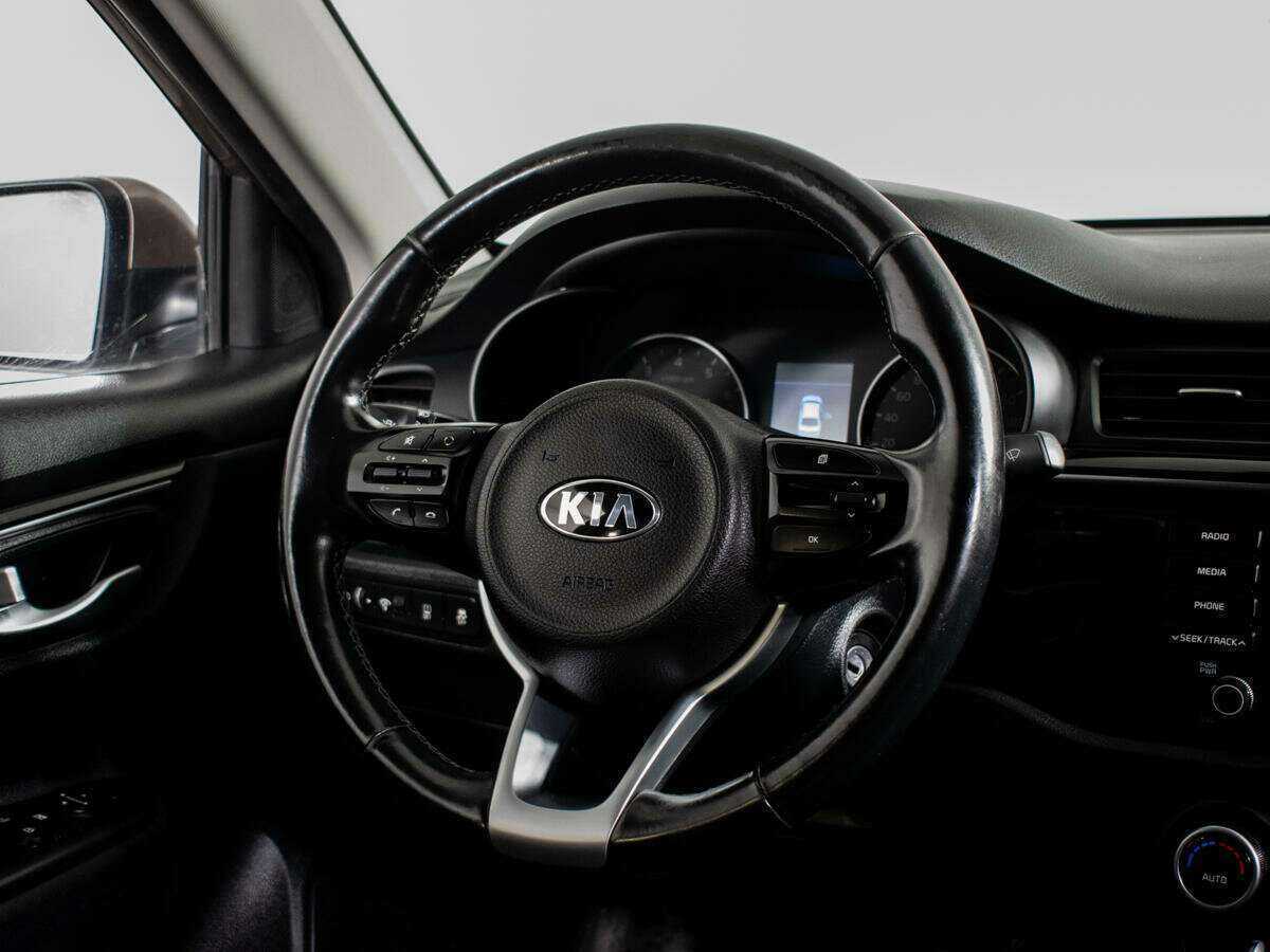 Купить Kia Rio, 2017, 171 443 км.. Фото: #9