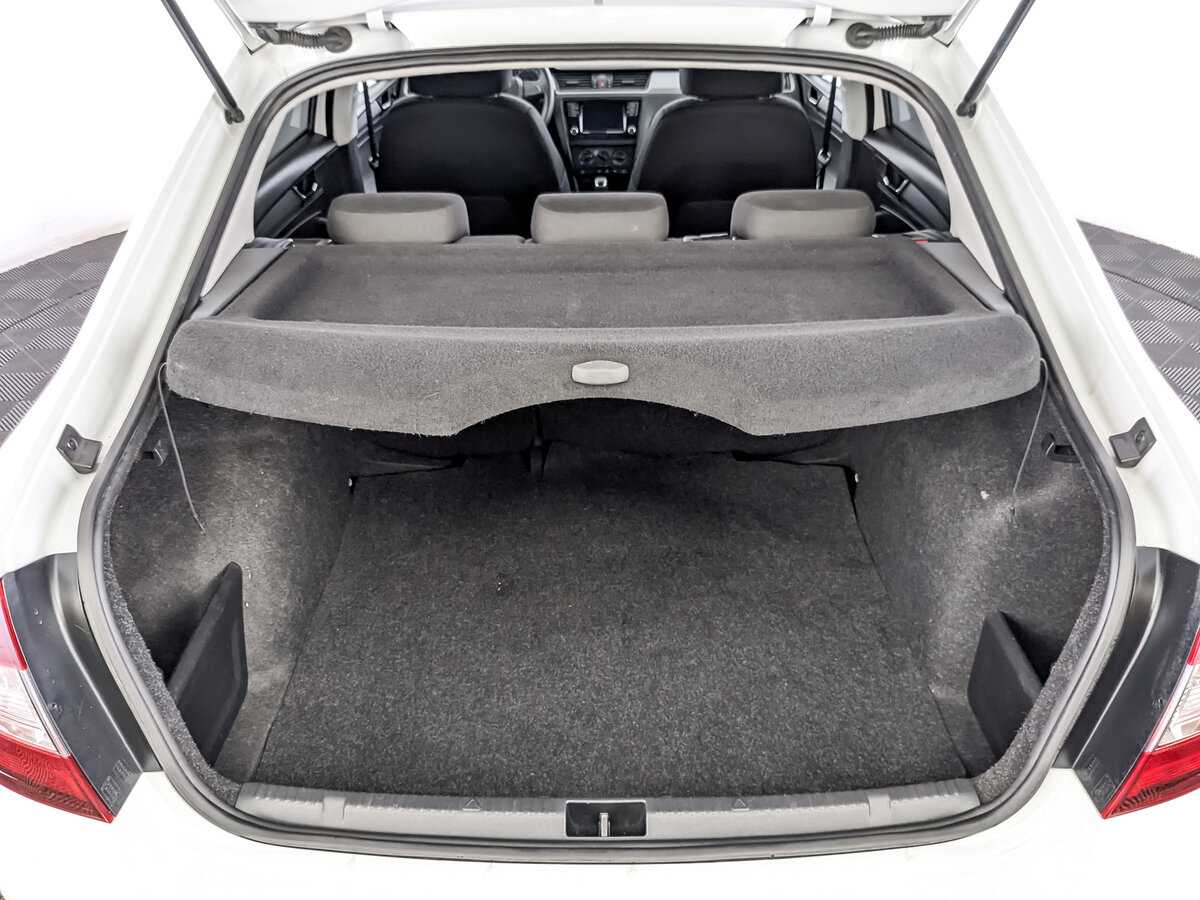 Купить Skoda Rapid, 2019, 156 377 км.. Фото: #9