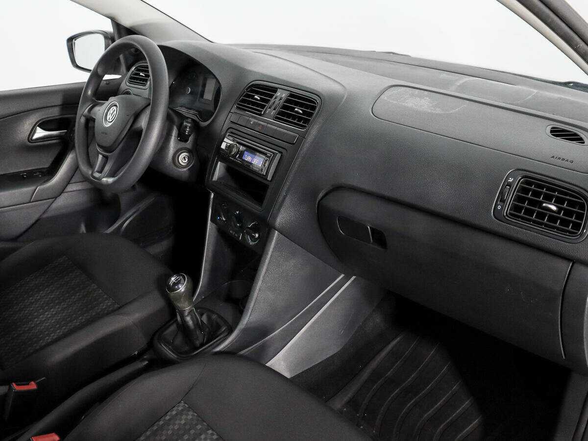 Купить Volkswagen Polo, 2018, 220 998 км.. Фото: #8