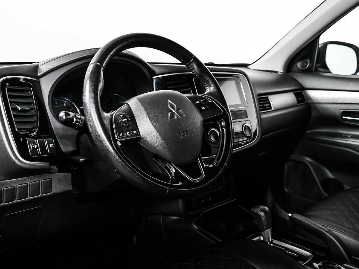 Купить Mitsubishi Outlander, 2018, 166 948 км.. Фото: #11