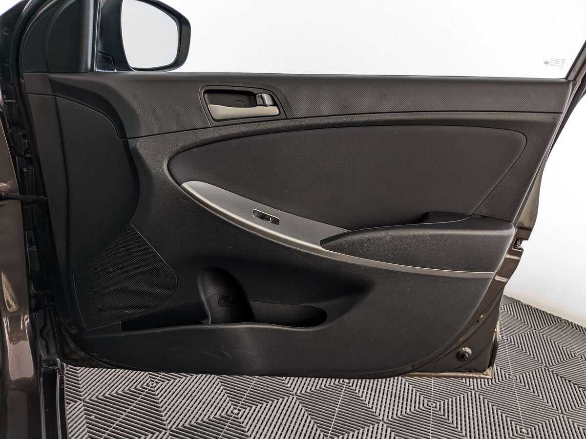 Купить Hyundai Solaris, 2016, 73 782 км.. Фото: #19