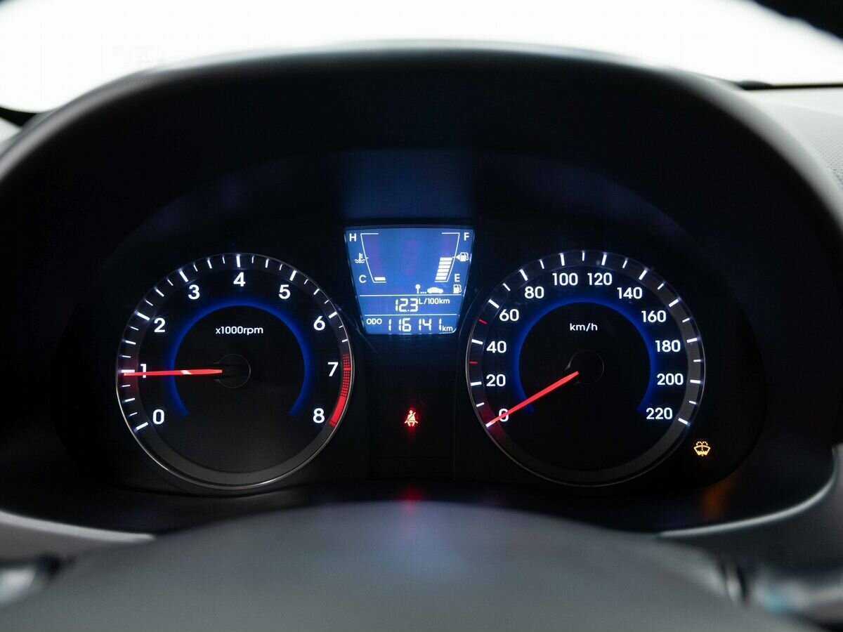 Купить Hyundai Solaris, 2013, 117 000 км.. Фото: #17