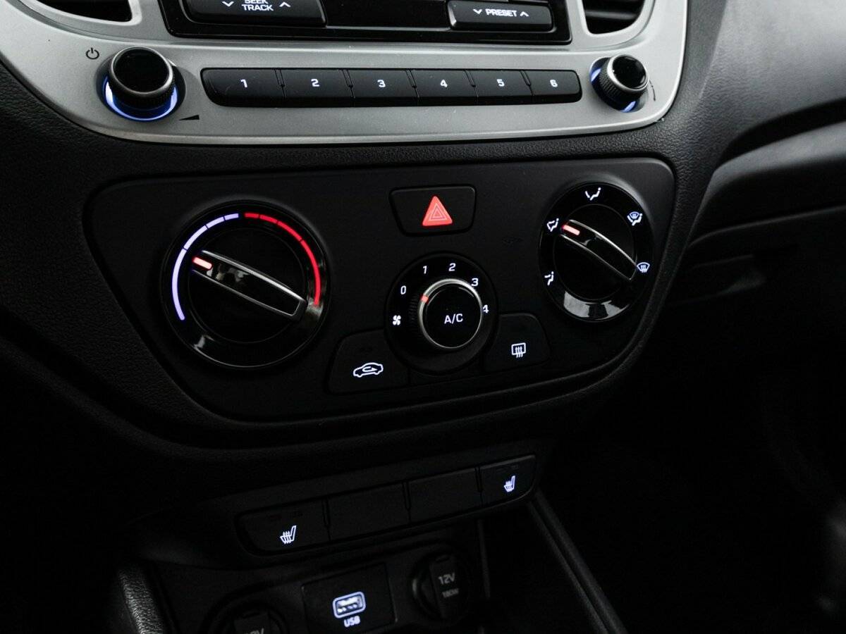 Купить Hyundai Solaris, 2019, 132 097 км.. Фото: #14