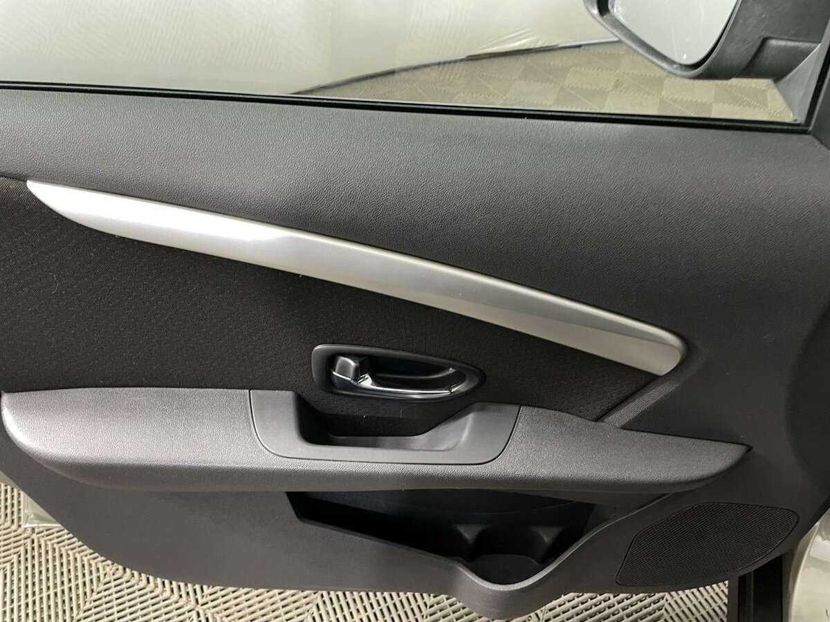 Купить Nissan Almera, 2013, 276 317 км.. Фото: #7