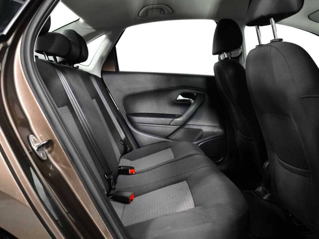 Купить Volkswagen Polo, 2015, 129 565 км.. Фото: #9