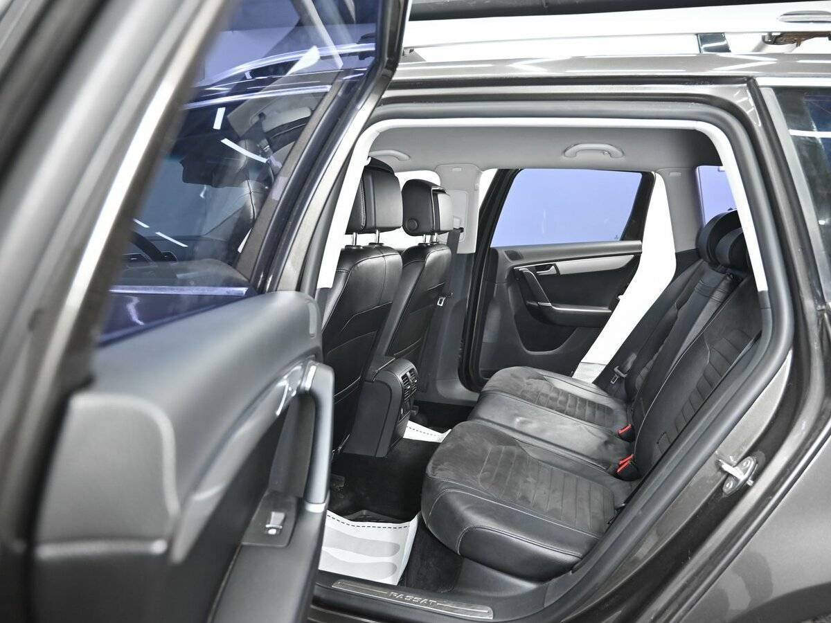 Купить Volkswagen Passat, 2012, 121 000 км.. Фото: #13