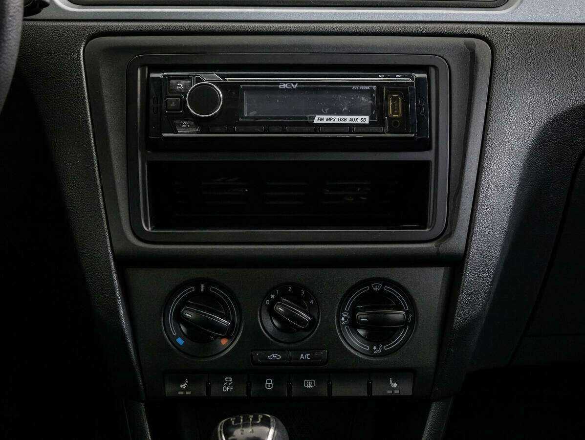 Купить Skoda Rapid, 2017, 81 872 км.. Фото: #11