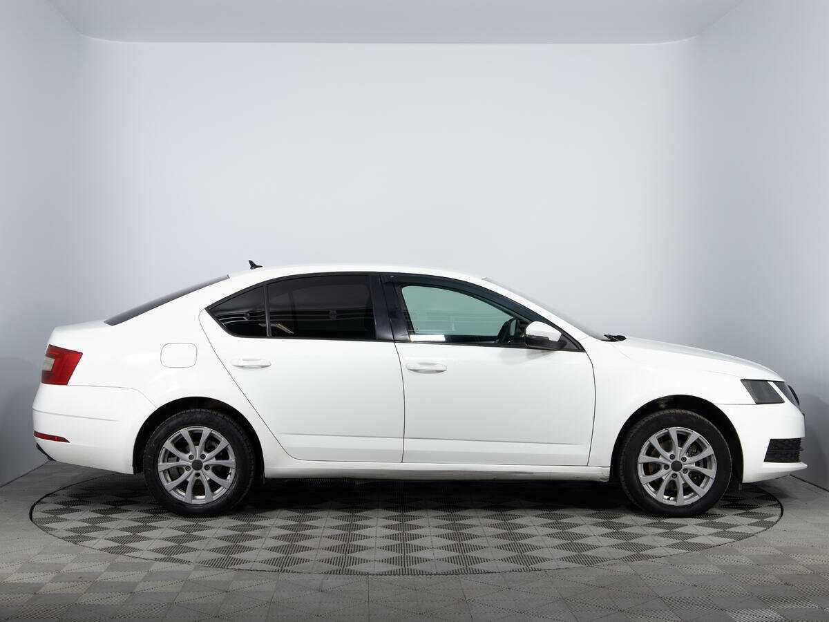 Купить Skoda Octavia, 2018, 413 386 км.. Фото: #3