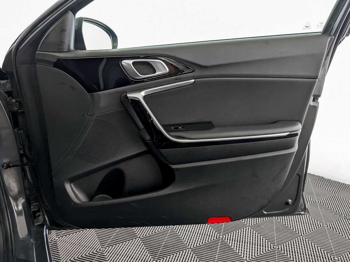 Купить Kia Ceed, 2021, 27 929 км.. Фото: #19