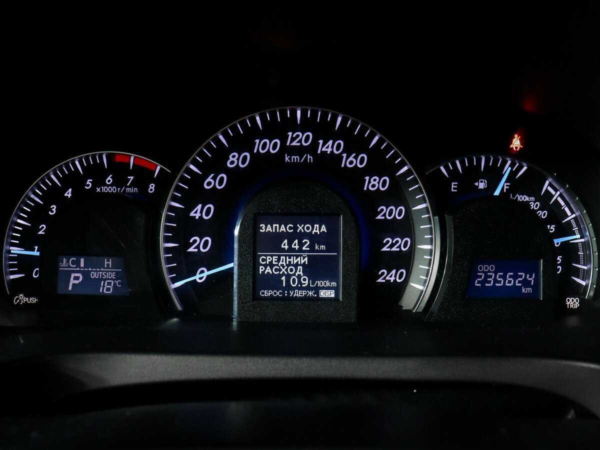 Купить Toyota Camry, 2013, 235 354 км.. Фото: #9