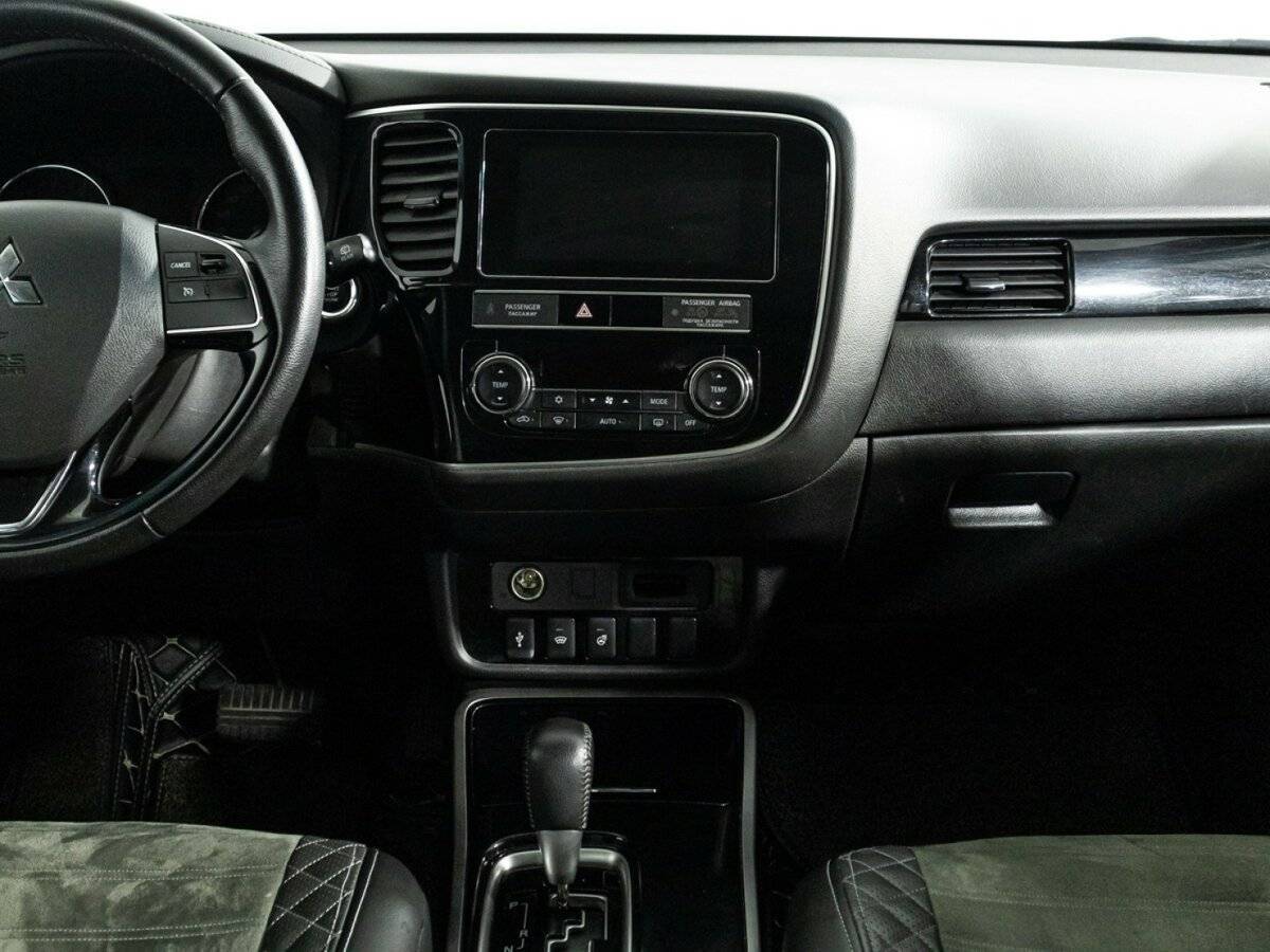 Купить Mitsubishi Outlander, 2019, 72 367 км.. Фото: #14