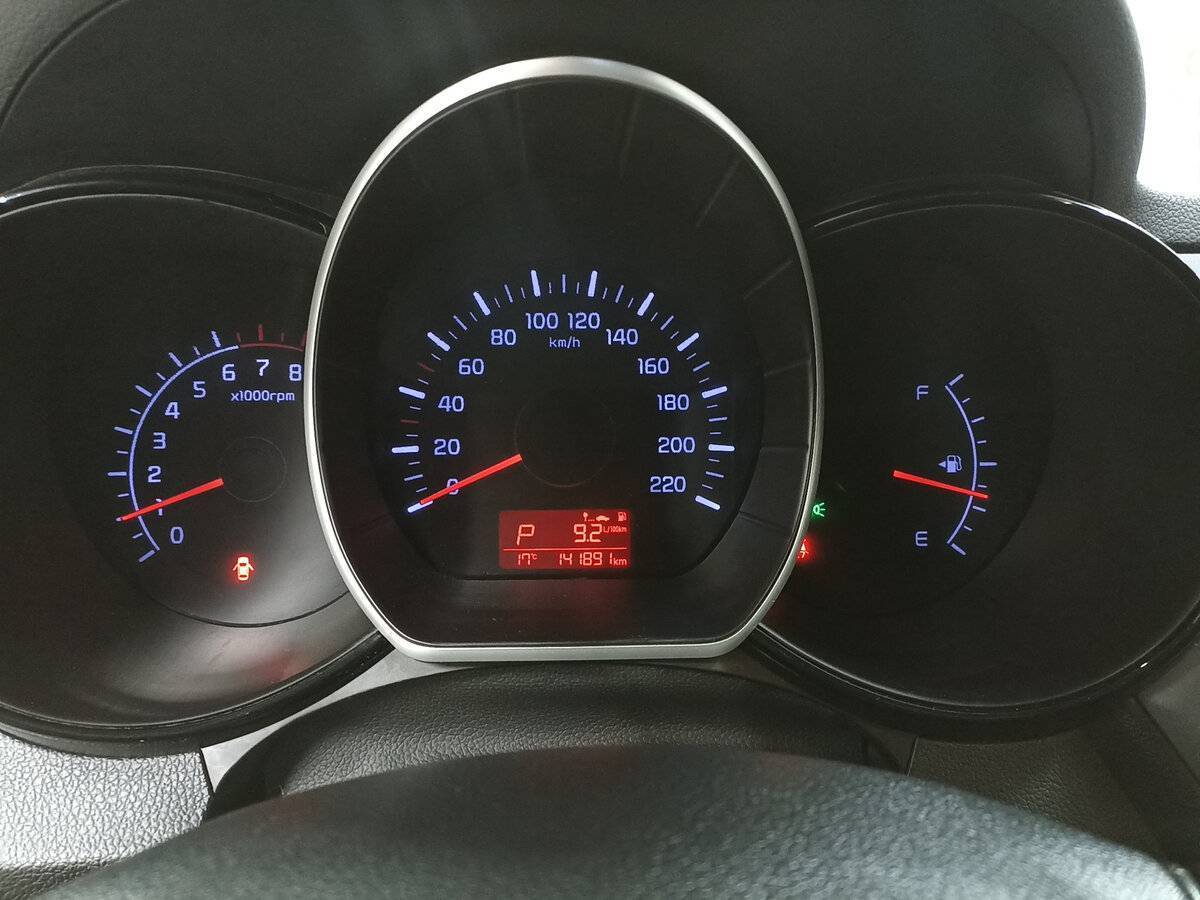 Купить Kia Rio, 2015, 141 890 км.. Фото: #12