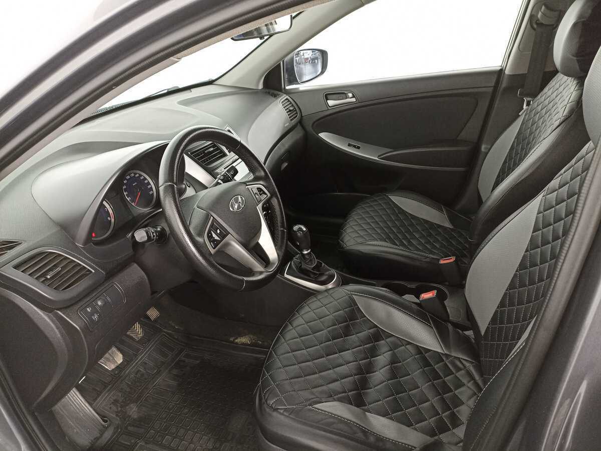 Купить Hyundai Solaris, 2015, 207 308 км.. Фото: #15