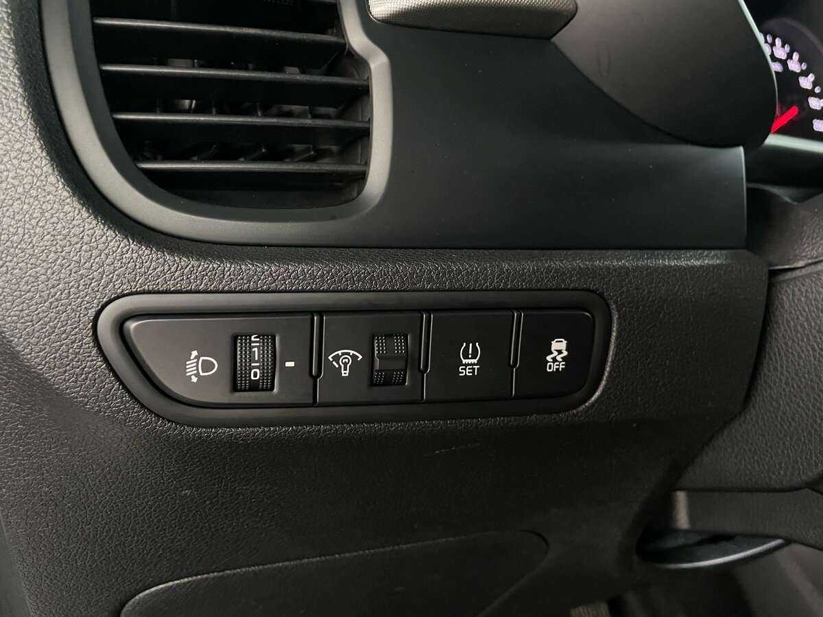 Купить Kia Rio, 2018, 85 416 км.. Фото: #11