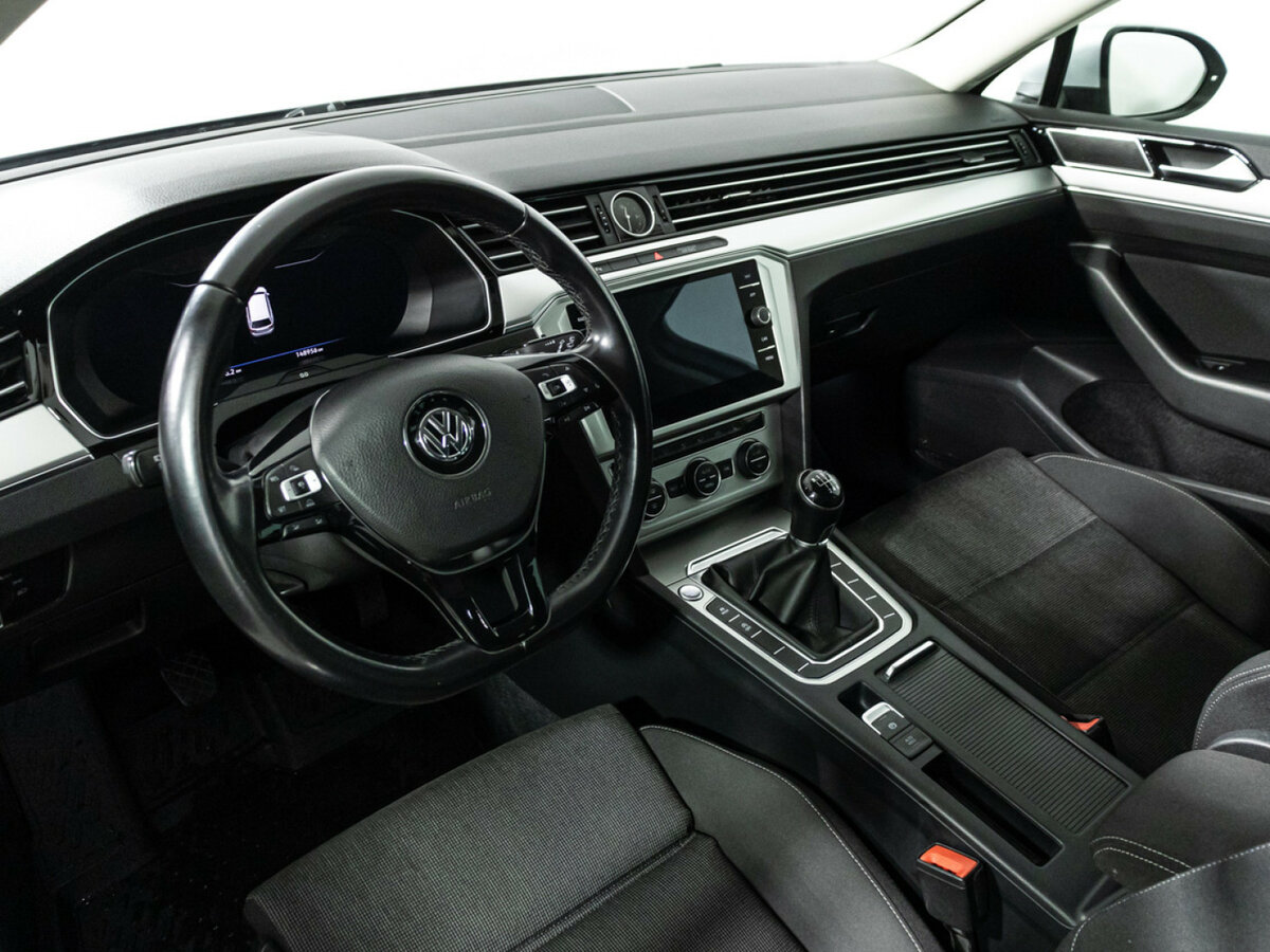 Купить Volkswagen Passat, 2017, 147 000 км.. Фото: #10