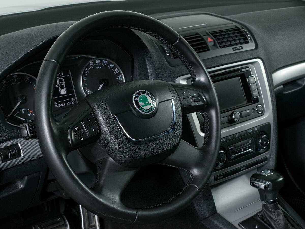 Купить Skoda Octavia, 2013, 227 457 км.. Фото: #13