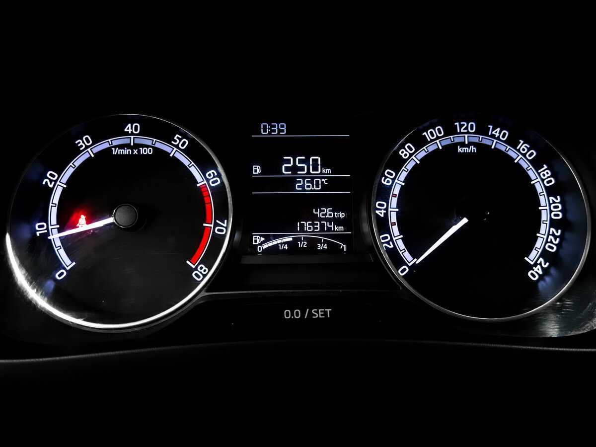 Купить Skoda Rapid, 2017, 176 367 км.. Фото: #12