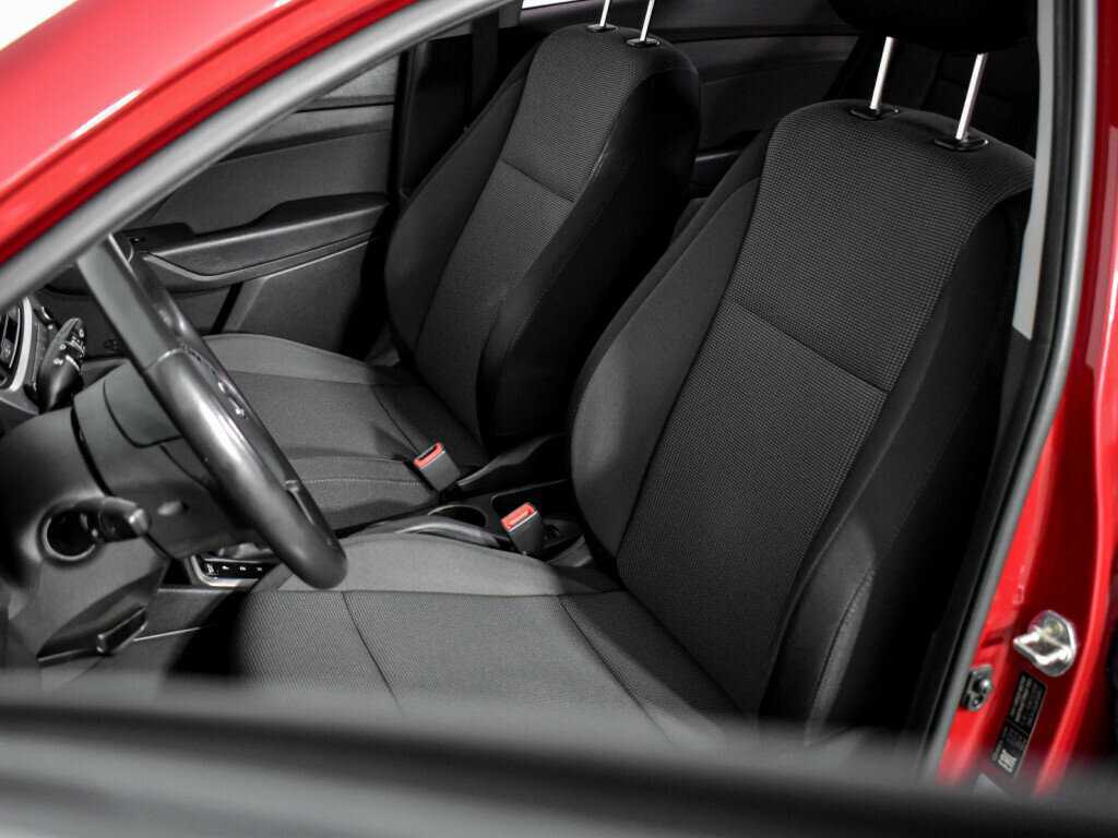 Купить Hyundai Solaris, 2017, 66 444 км.. Фото: #11