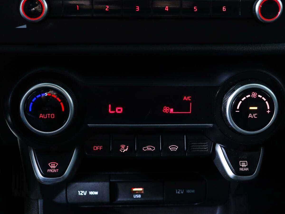 Купить Kia Rio, 2020, 102 427 км.. Фото: #12