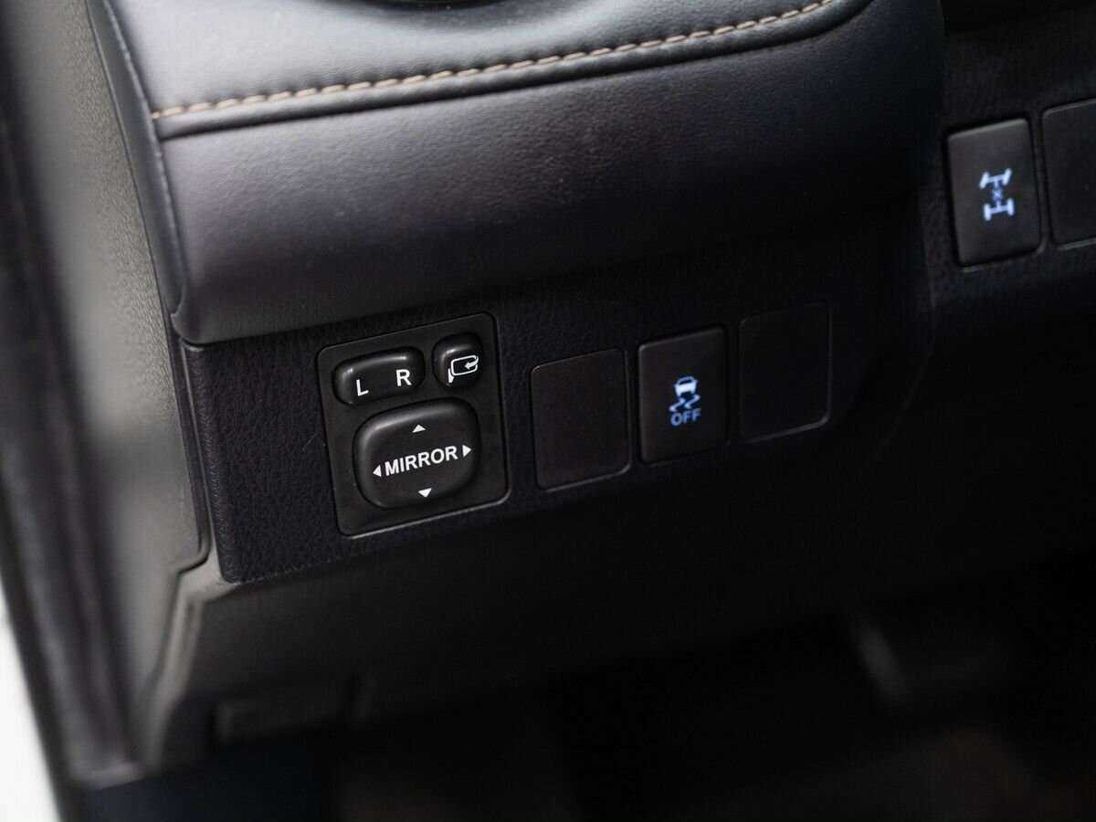 Купить Toyota RAV4, 2014, 157 948 км.. Фото: #15