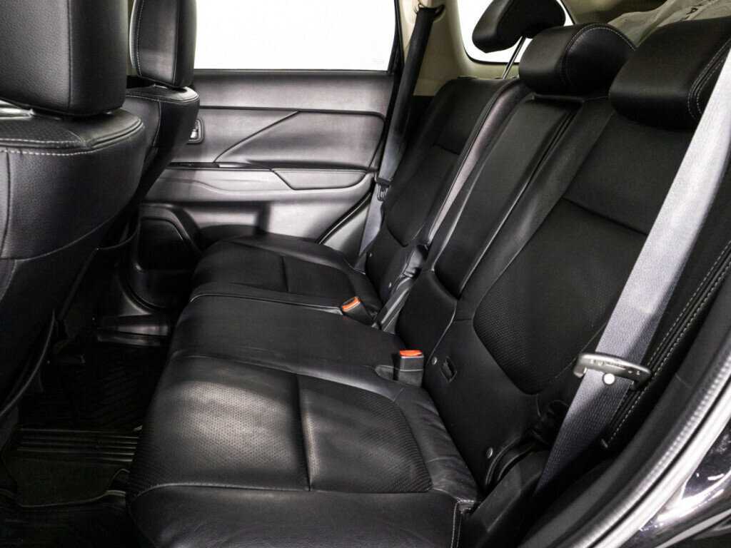 Купить Mitsubishi Outlander, 2016, 183 315 км.. Фото: #9