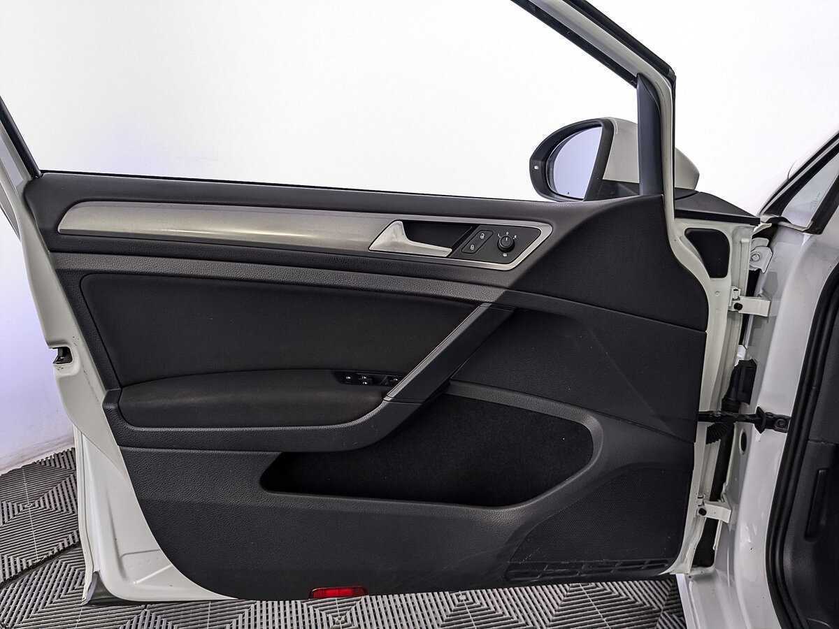 Купить Volkswagen Golf, 2014, 148 827 км.. Фото: #18