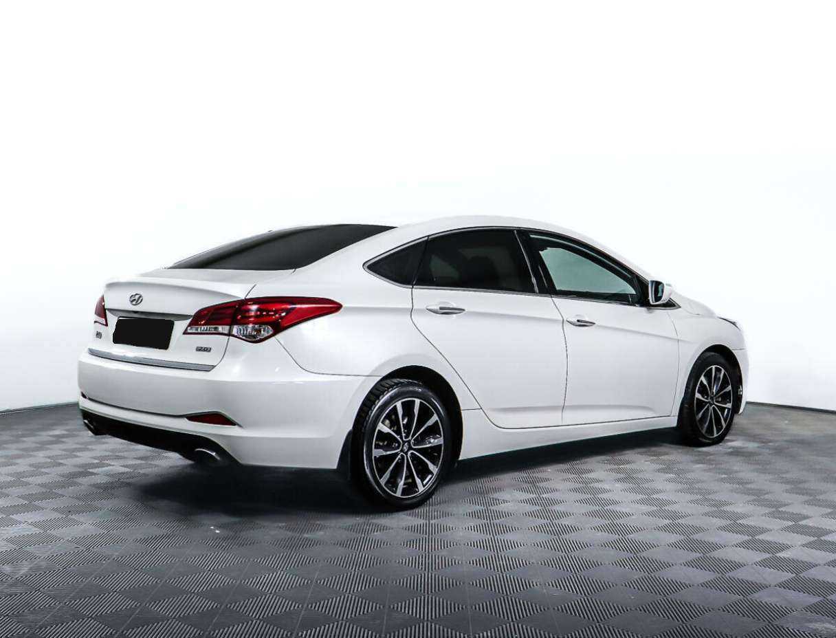 Купить Hyundai i40, 2015, 126 400 км.. Фото: #4