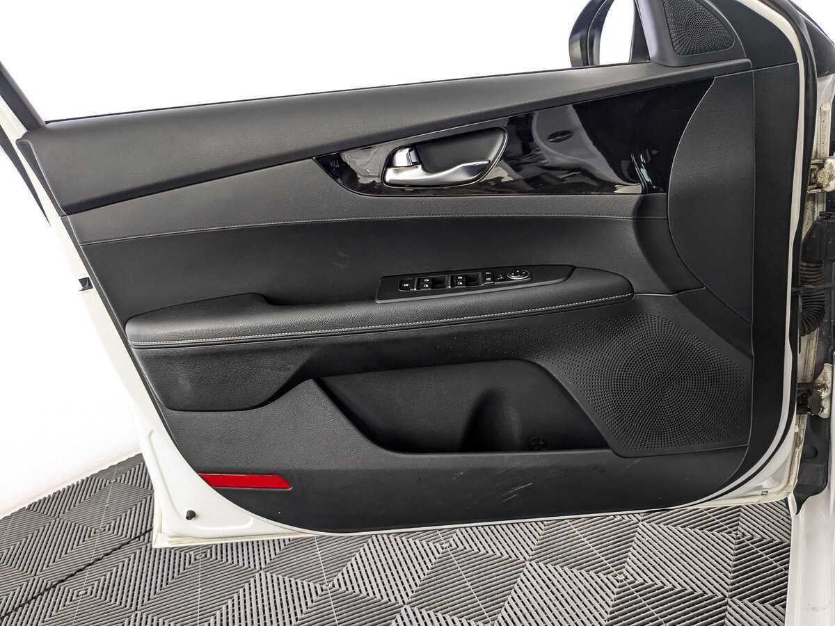 Купить Kia Cerato, 2020, 97 466 км.. Фото: #16
