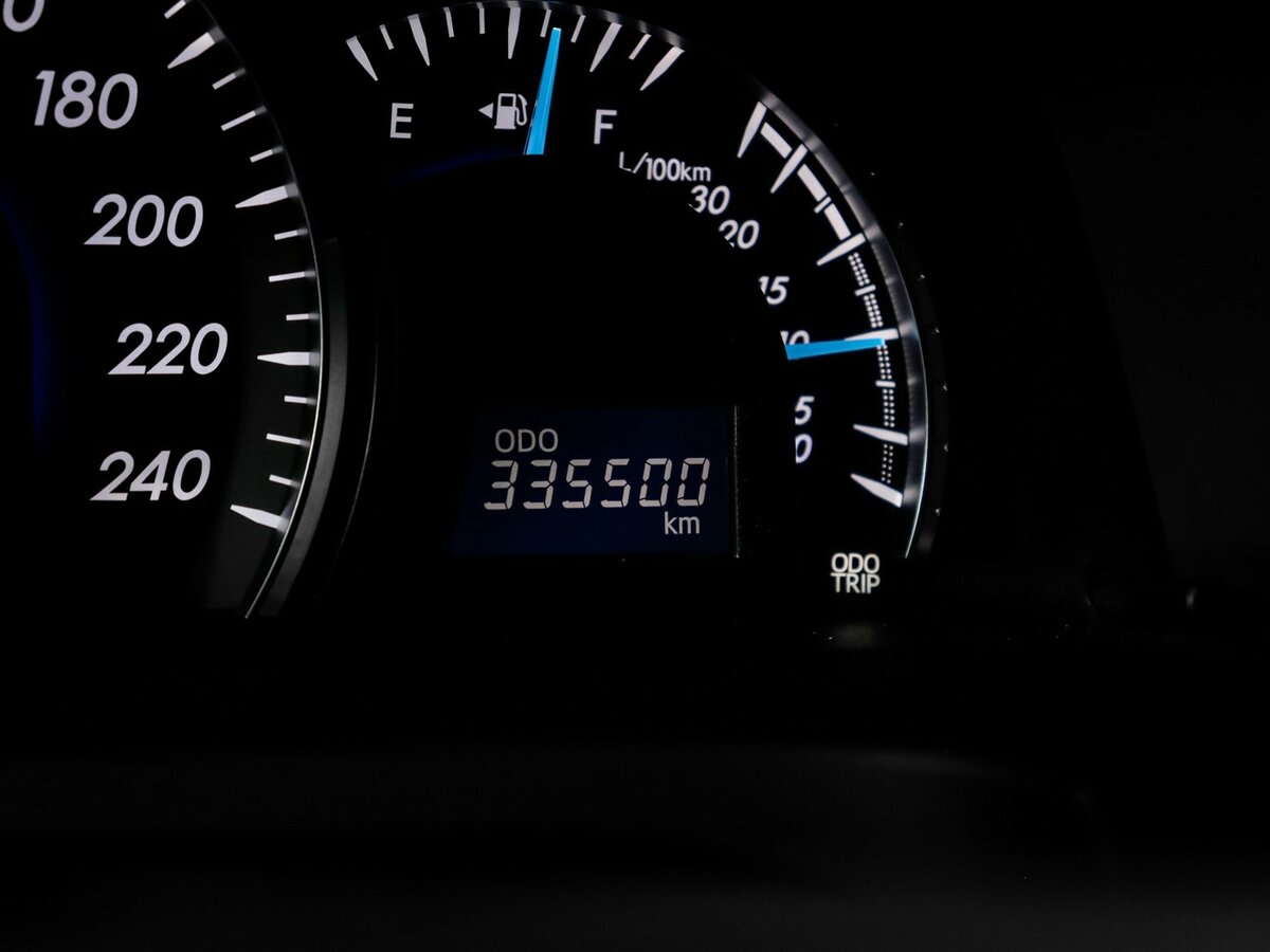 Купить Toyota Camry, 2014, 335 498 км.. Фото: #8