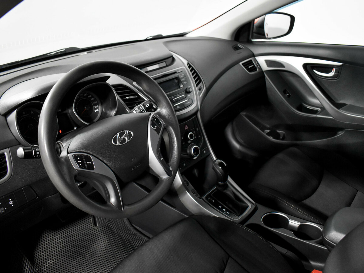 Купить Hyundai Elantra, 2015, 115 548 км.. Фото: #8