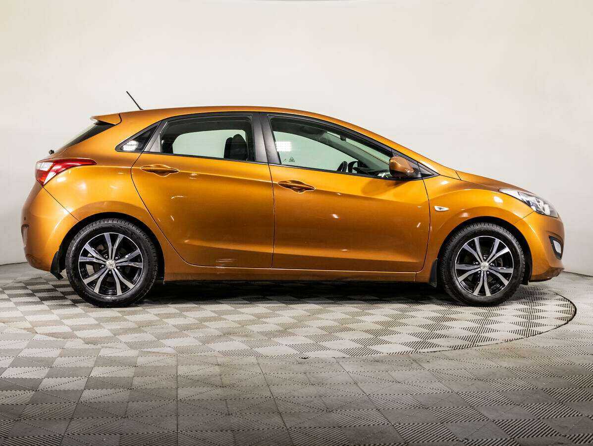 Купить Hyundai i30, 2016, 85 529 км.. Фото: #3