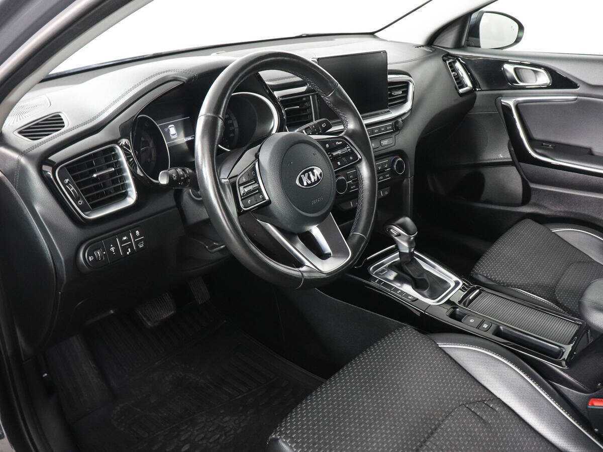 Купить Kia Ceed, 2018, 92 000 км.. Фото: #8