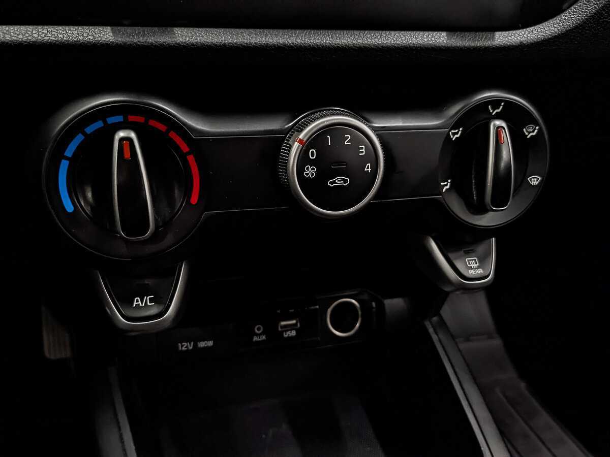Купить Kia Rio, 2020, 190 210 км.. Фото: #17