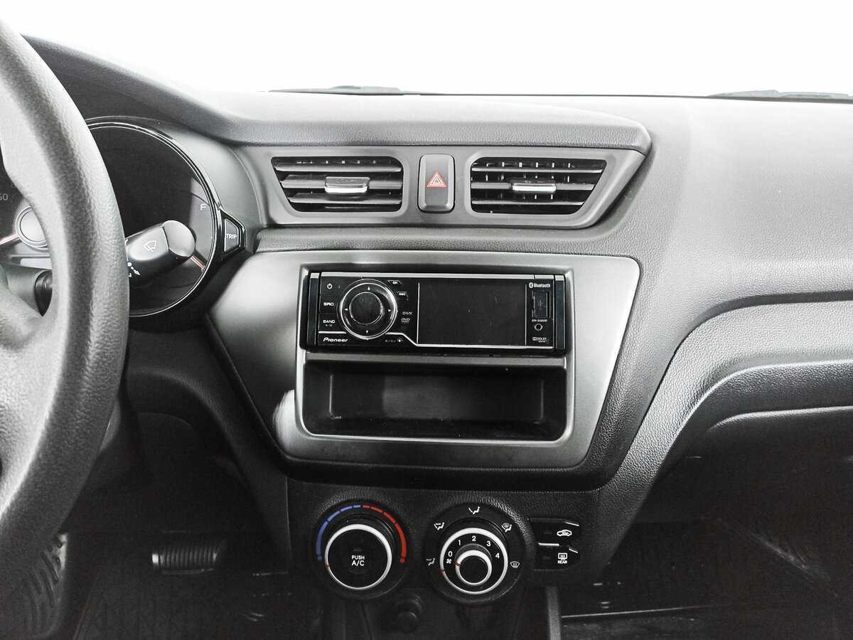 Купить Kia Rio, 2013, 174 829 км.. Фото: #9