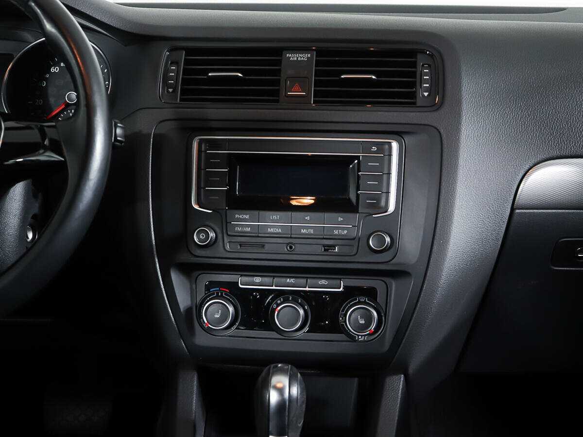 Купить Volkswagen Jetta, 2016, 64 905 км.. Фото: #5