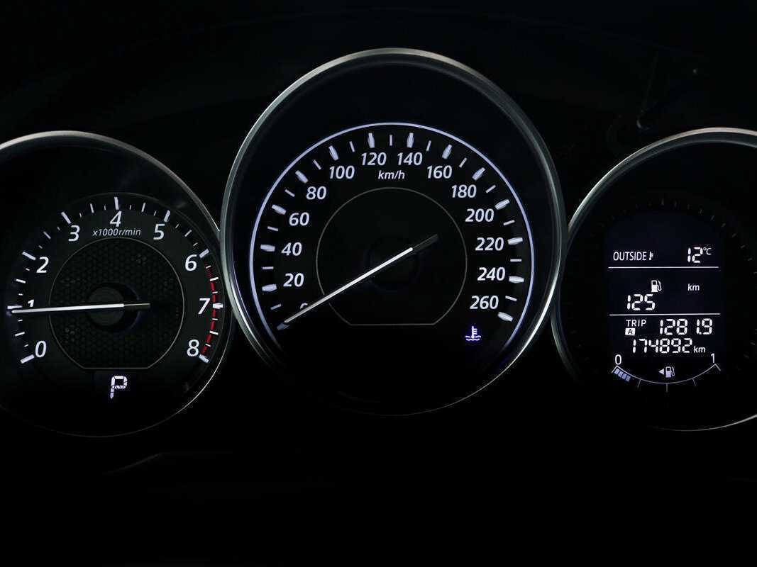 Купить Mazda 6, 2014, 174 890 км.. Фото: #9