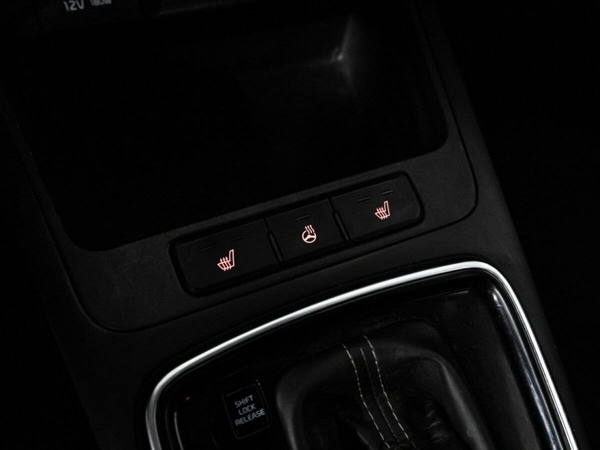 Купить Kia Rio, 2018, 181 565 км.. Фото: #16