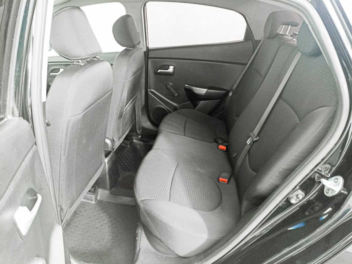 Купить Kia Rio, 2017, 117 950 км.. Фото: #9