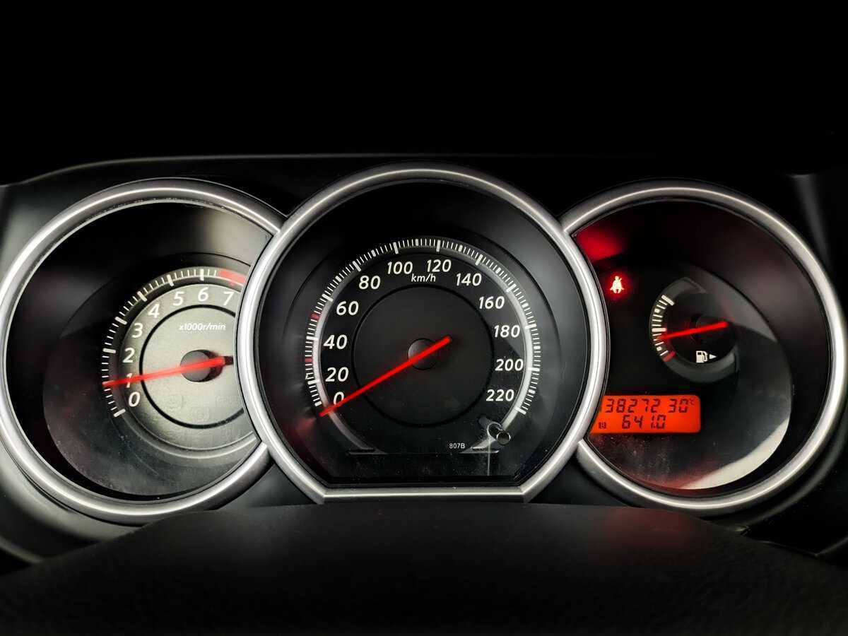 Купить Nissan Tiida, 2013, 138 270 км.. Фото: #10