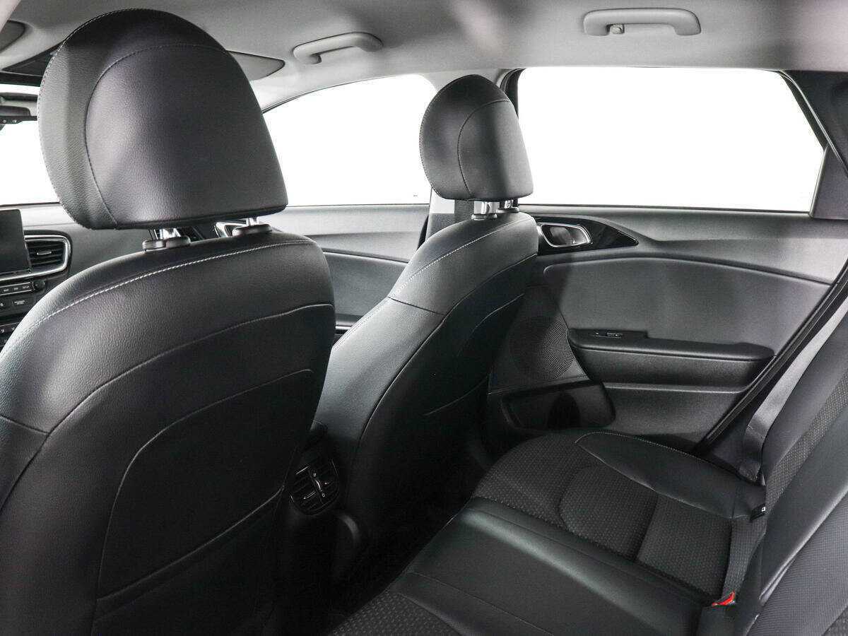 Купить Kia Ceed, 2018, 92 000 км.. Фото: #11