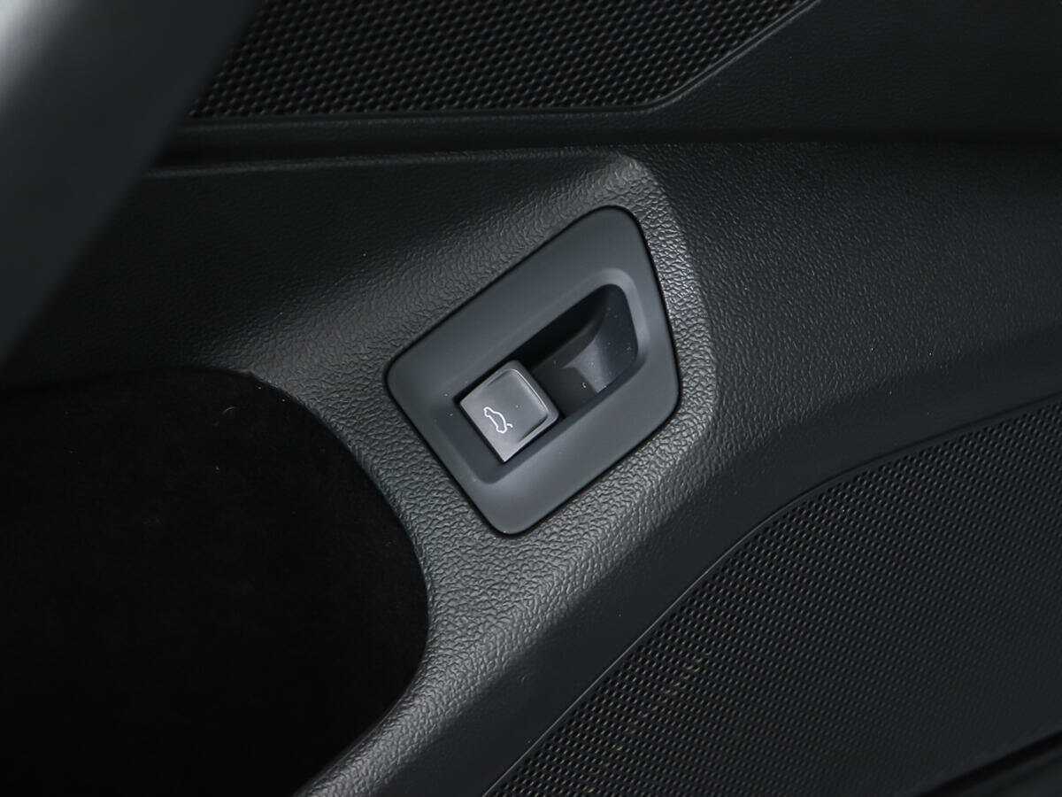 Купить Volkswagen Passat, 2017, 113 460 км.. Фото: #16