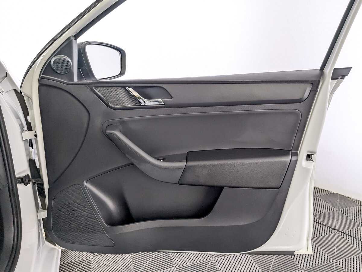 Купить Skoda Rapid, 2017, 110 902 км.. Фото: #23