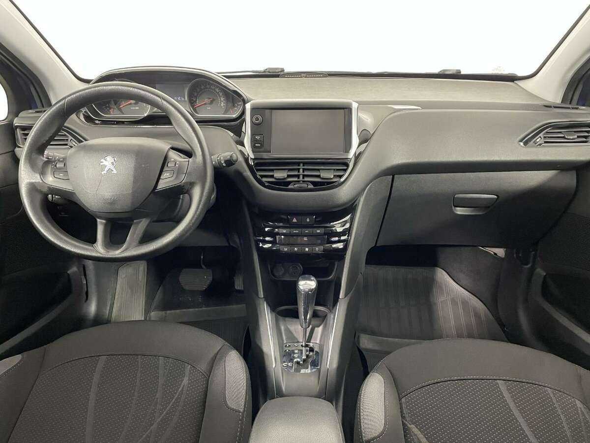 Купить Peugeot 208, 2014, 147 190 км.. Фото: #6