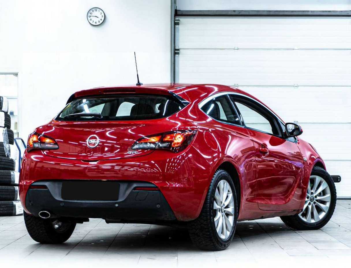 Купить Opel Astra, 2012, 151 000 км.. Фото: #2