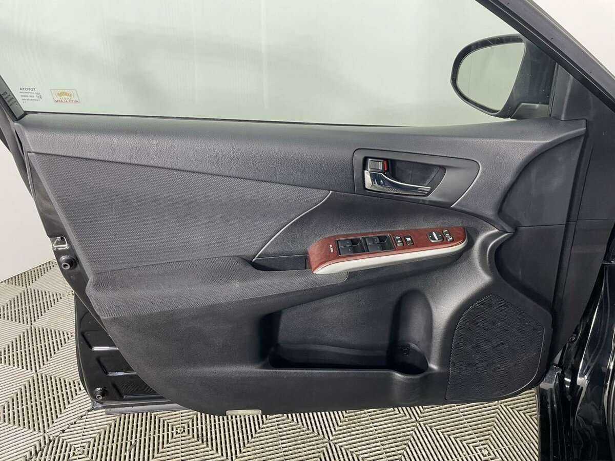 Купить Toyota Camry, 2012, 121 928 км.. Фото: #7
